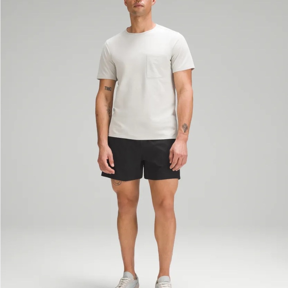 Lululemon Bowline Short 5” Size Medium